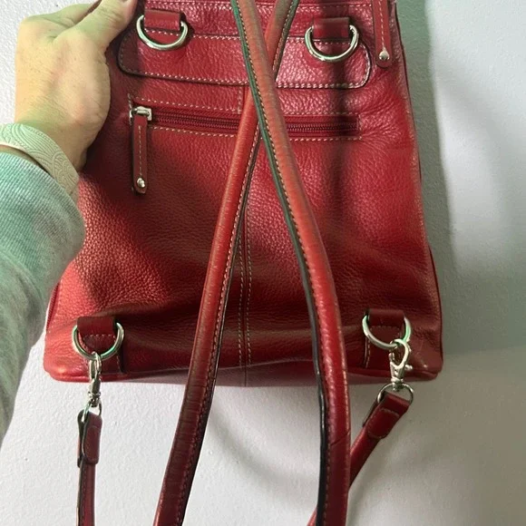 Clarks Red Leather Convertible Backpack Purse Shoulder Bag - Picture 10 of 12